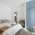 Balaia 9 *